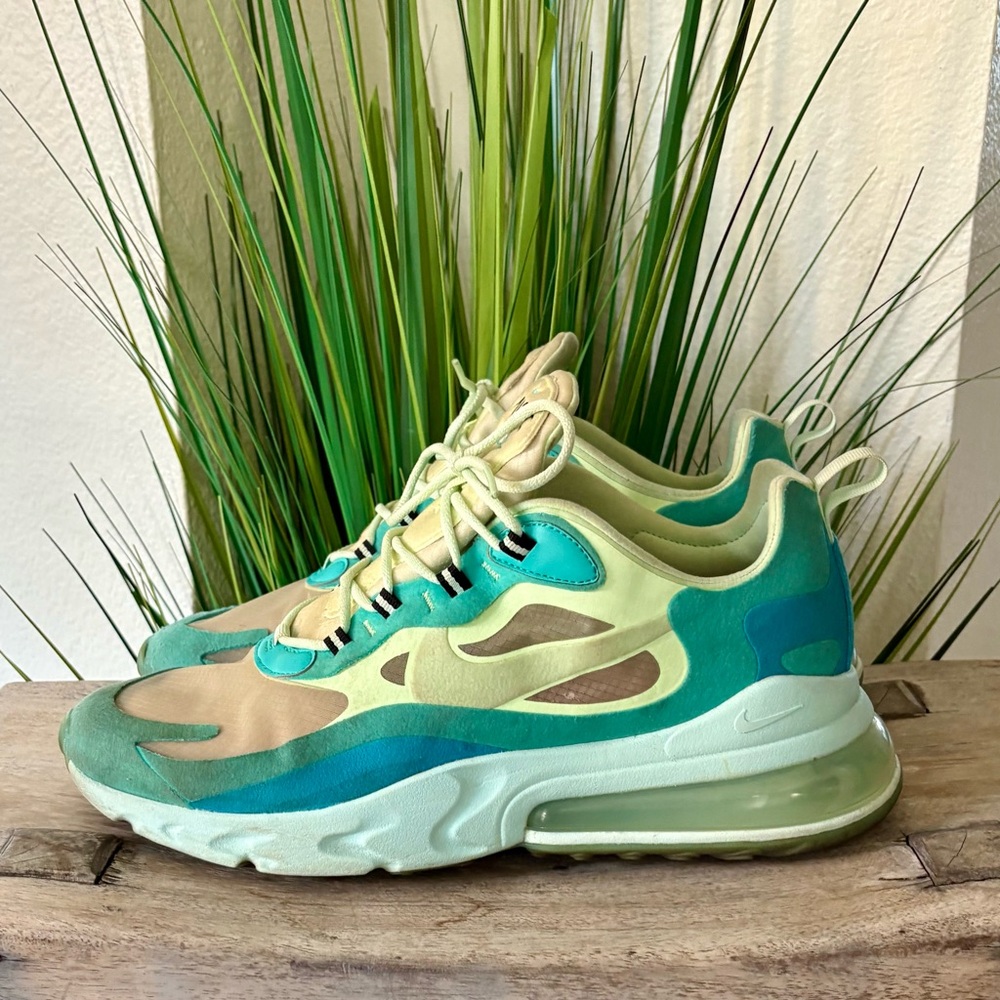 Nike Air Max 270 Psychedelic Sneakers